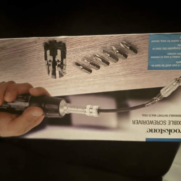 Flexible screwdriver with bits included - Picture 11 of 11
